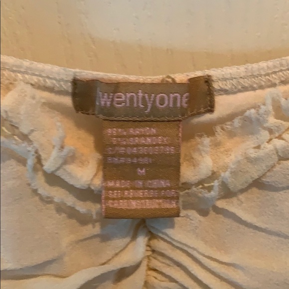 Sexy little camisole top - Picture 3 of 3